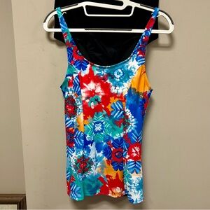 Island Pearls Tankini Sz 8 NWT Red Blue Green & Black Watercolor Print